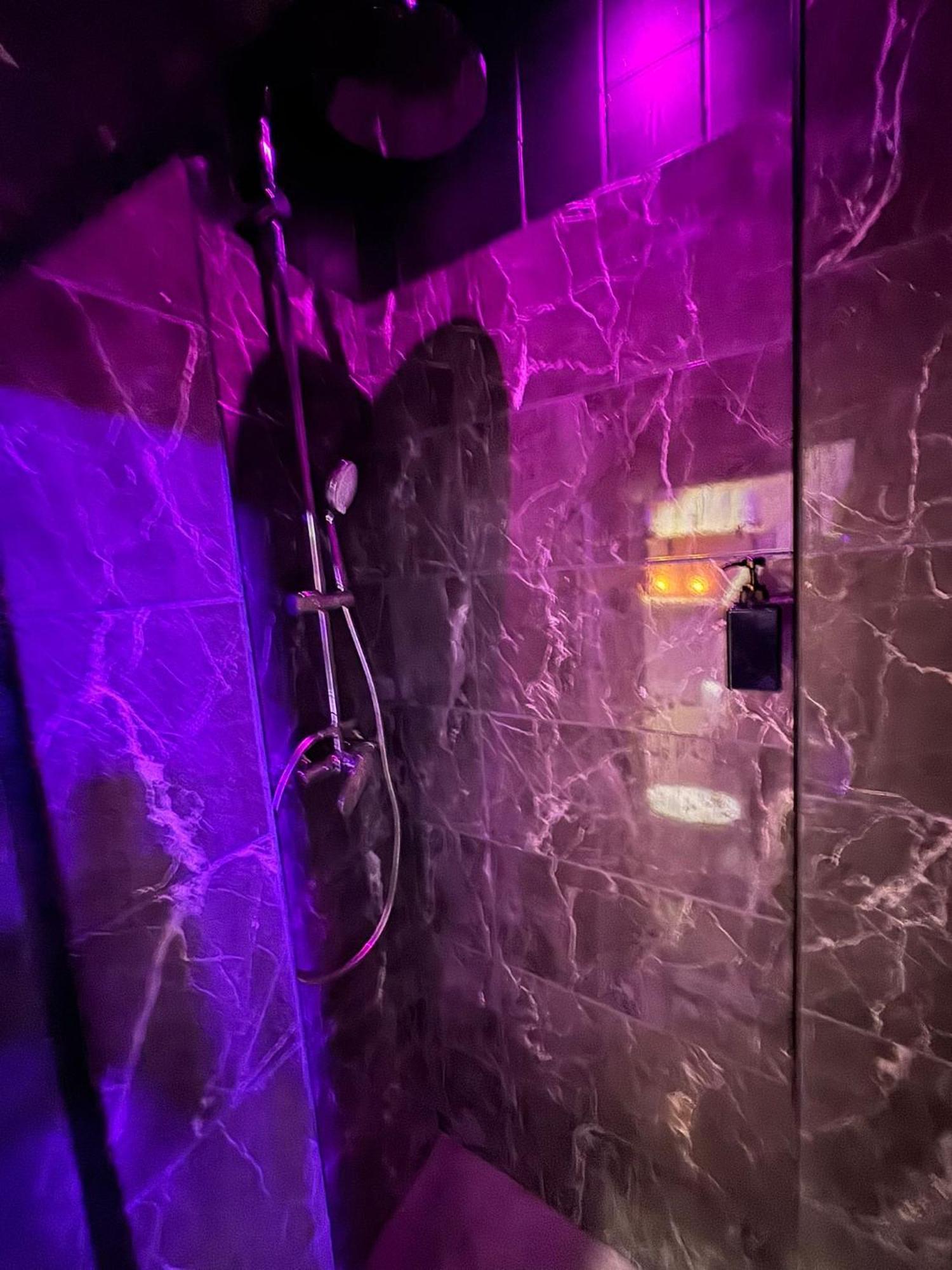 Love Room Spa Jacuzzi Lyon Ngoại thất bức ảnh